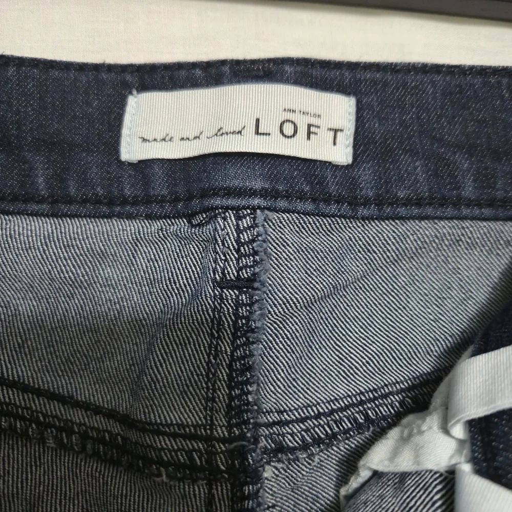 WOMEN LOFT Relaxed Dark Blue Jeans Classic Style